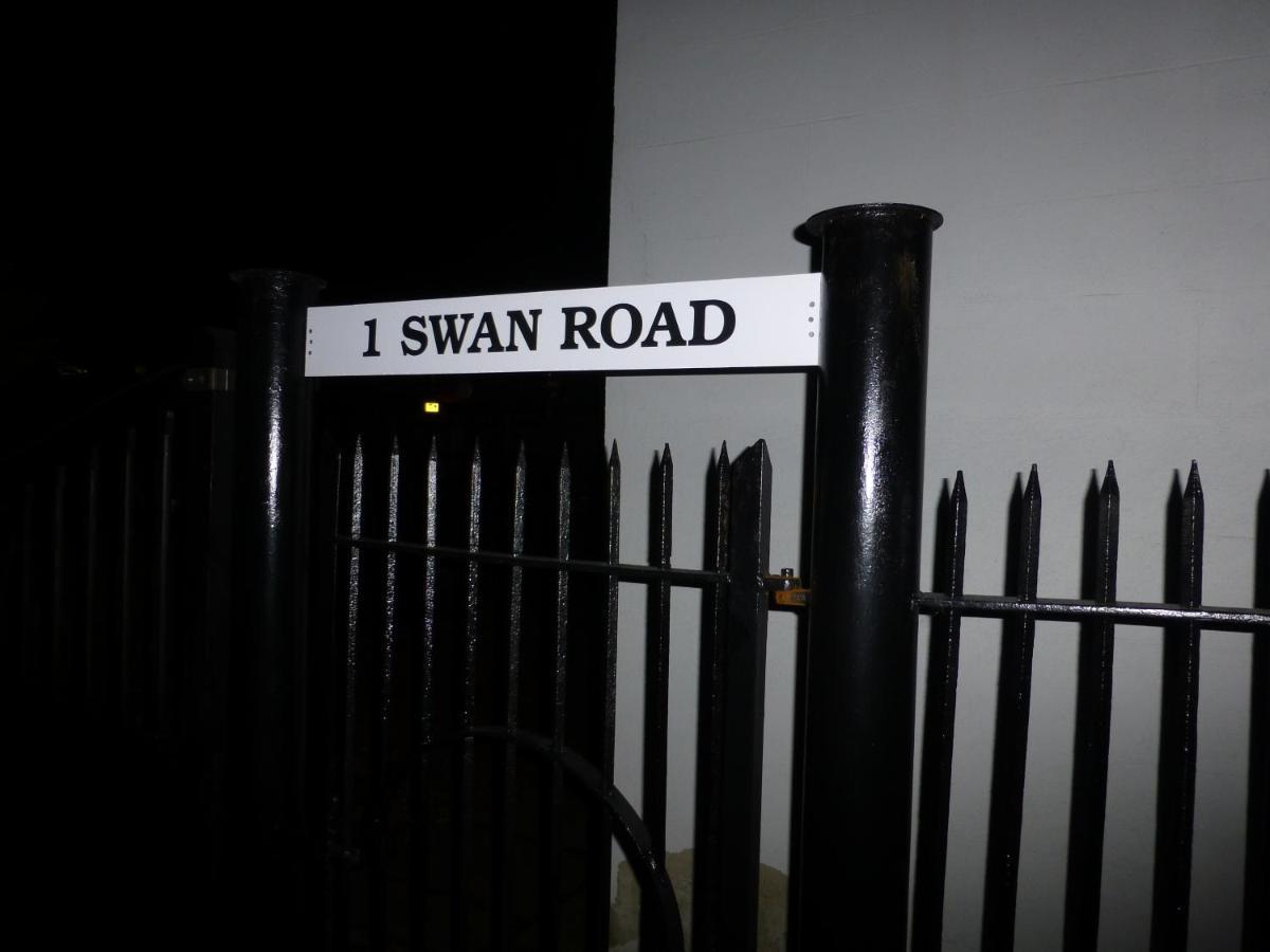 Swan Guest House London - Heathrow Hillingdon Eksteriør bilde